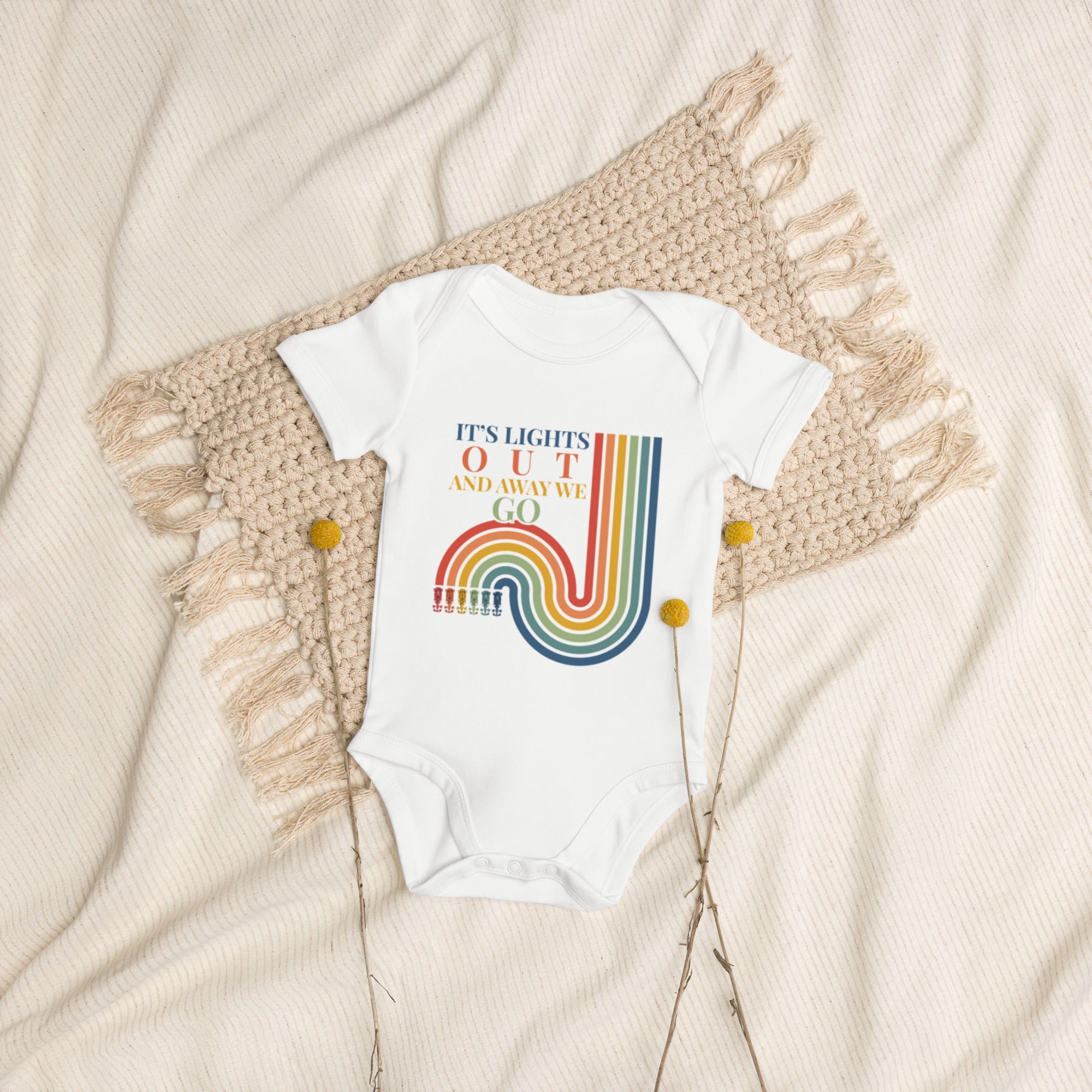 Cute racing baby bodysuit inspired by the famous lights out moment. Soft organic cotton outfit for future motorsport fans and baby gifts.
